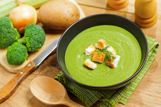 Recette de soupe italienne à la crème de brocoli et de champignons