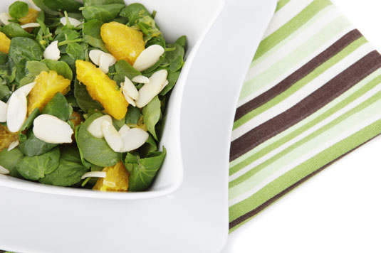 Recette de salade verte aux agrumes, fenouil et amandes