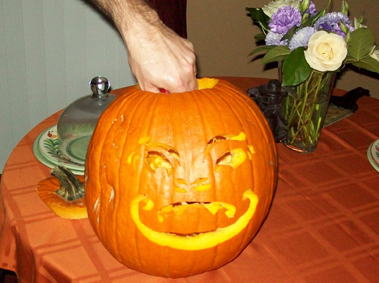 Comment sculpter une citrouille pour Halloween