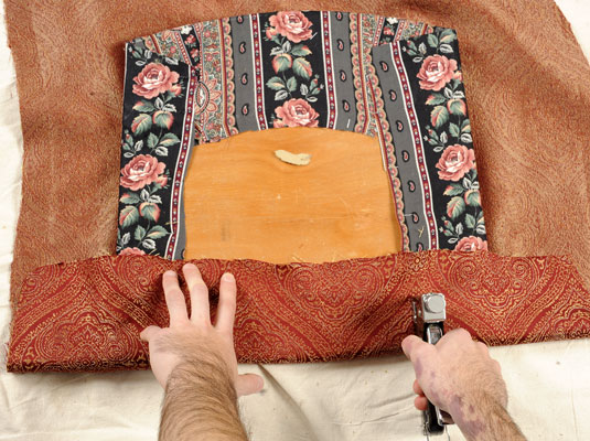 Rembourrage des chaises de salle à manger