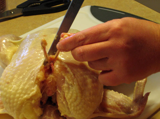 Attacher un poulet