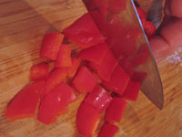 Évider et semer un poivron