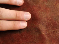 Comment réparer les bulles de papier peint