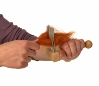 Comment préparer la fibre avec un mini-peigne