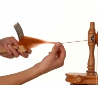Comment préparer la fibre avec un mini-peigne