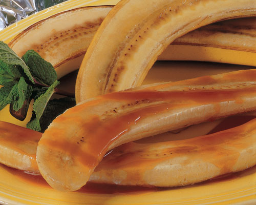 Bananes grillées avec sauce au caramel