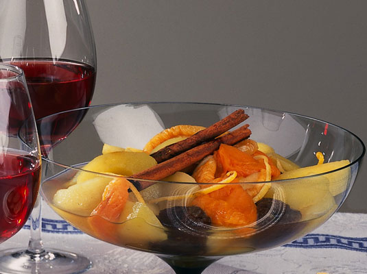 Compote de fruits et de vin