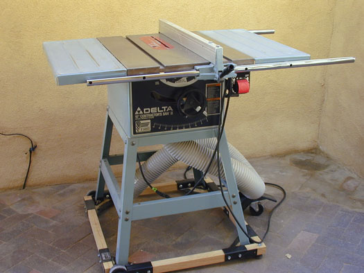 Spécifications de la scie à table