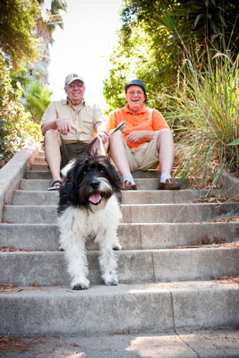 Comment prendre des photos avec des chiens et des personnes âgées