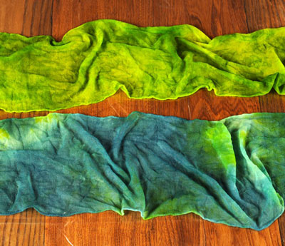 Comment teindre des foulards à la main en utilisant la technique du froissement