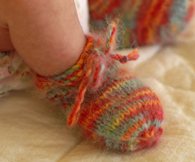 Comment tricoter des chaussons bébé angora