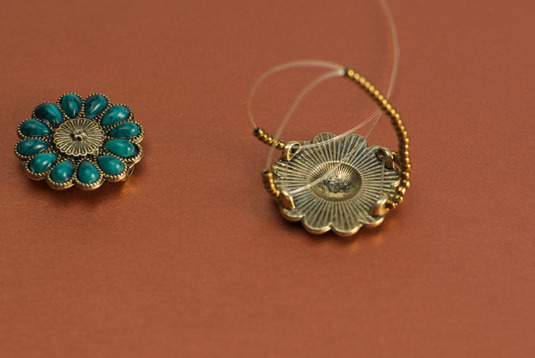 Comment faire une bague extensible perlée
