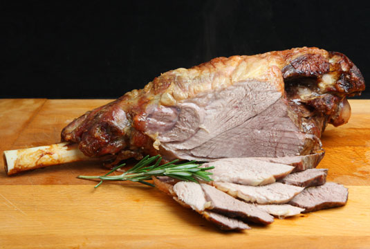 Gigot d'agneau (Gigot Rôti à la Moutarde)