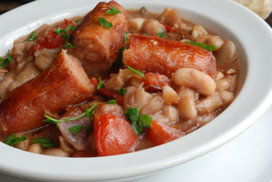 Saucisse et Haricots (Salsiccie e Fagioli)