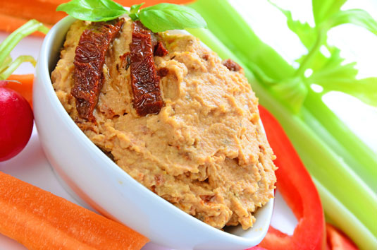 Recette de tartinade aux tomates séchées et poivrons rouges rôtis